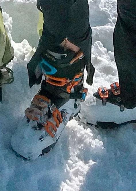 stop  numbness ski boot heaters       feet warm