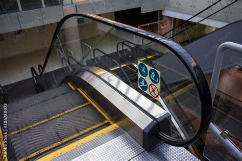 Escalator Guidelines. signs on an escalator, warning signs, the ...