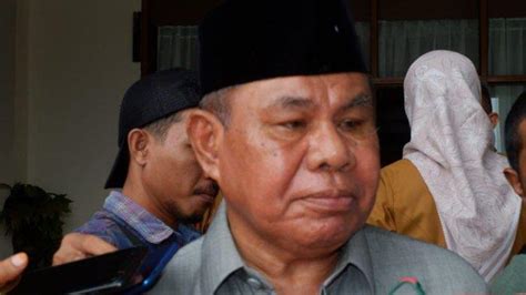 Hari Pertama Kerja Plt Gubernur Malut Yasin Ali Instruksikan Segera