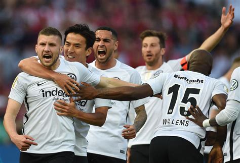 Dfb Pokal Finale Stimmen Zum Spiel Zwischen Eintracht Frankfurt Und Dem Fc Bayern München Fc