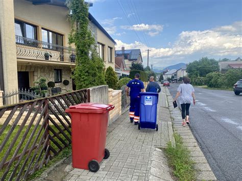 Zber Vytrieden Ho Odpadu Od Dver Dom Cnosti Rodinn Ch Domov Bansk