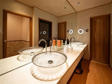 Guest Rooms Sekitaitei Ishidahirugami Onsen Hot Springs Inn In Nagano Japan