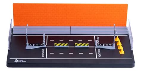 Expositor Pista De Arrancada Hot Wheels Miniaturas Tkb Frete Gr Tis