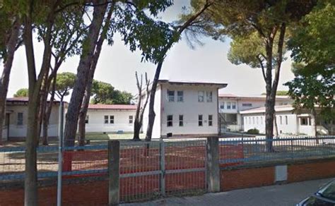 Provincia Di MassaCarrara Istituto Fiorillo Einaudi Nuovi