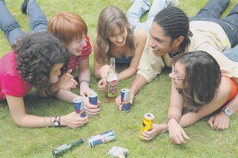 Les Boissons énergisantes Sous Haute Surveillance