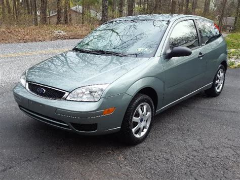 2005 Ford Focus Zx3 Se Hatchback