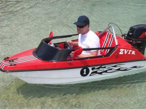 Mali Gliser Mini Speed Boat