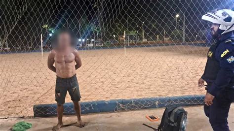 Suspeito de mostrar genital para mulher é preso na Praça Belmar Fidalgo