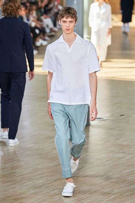 Xanh mint phối với màu gì Mách chàng cách mix đồ với màu xanh mint cực hot Coolmate