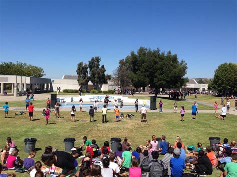 De Portola Middle School Balloon Toss Facebook