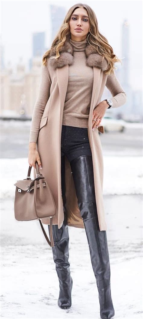 Pin By Emanuele Perotti On Beauties In Fur Leather Pants Women