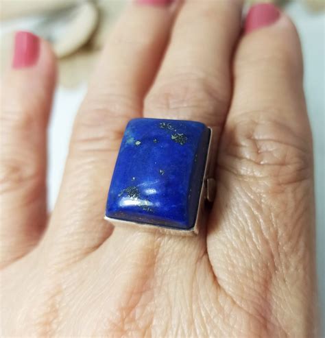 Anillo Lapislazuli Cuadrado Y Plata De Ley Artesofia