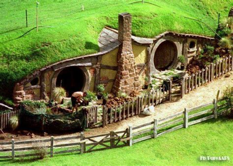 Hobbit Home Want Underground Homes Earth Homes Unusual Homes