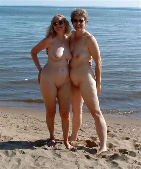 Untrained Mature Lesbians Unclad Maturewomennudepics