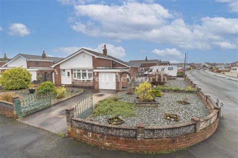 Middleton Avenue Fleetwood Fy7 2 Bed Bungalow For Sale £215 000