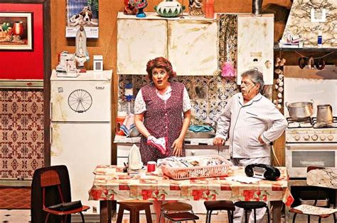 Os segredos do sucesso de Mais Respeito que sou tua Mãe Teatro SÁBADO