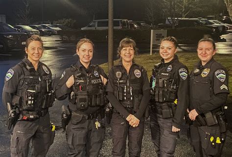 Mipd Highlights Officers During Womens History Month Mercer Island