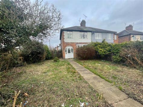 3 Bed Semi Detached House For Sale In Aylestone Lane Wigston Le18 £