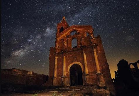 Belchite Celebra La Noche De Las Nimas Con Visitas Teatralizadas