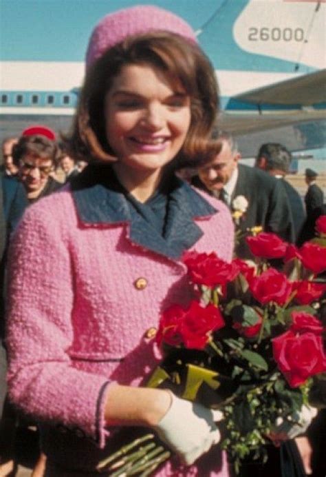 Jackie Kennedy Pink Suit Where Is Jacqueline Kennedy S Blood Stained