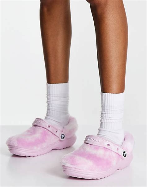 Crocs Fur Sure Classic Lined Clogs In Ballerina Pink And White Asos