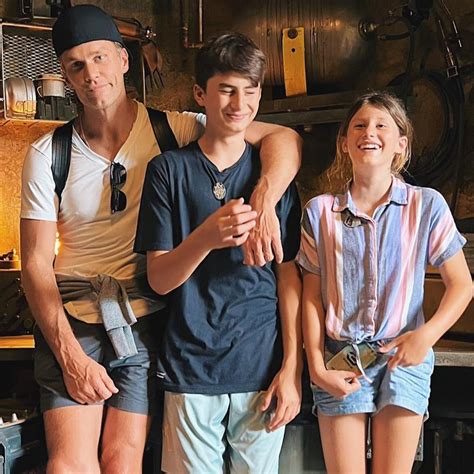 Tom Brady Reveals His And Gisele Bündchens Son Ben Is Playing Football