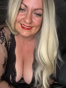 Maja19524 Fully Naked Stripping On Cam For Online Porn Video Webcam