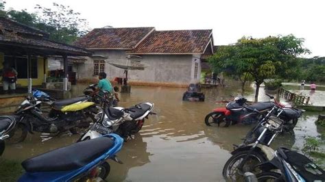 Puncak Musim Hujan Daerah Dataran Tinggi Di Sumsel Waspada Potensi