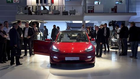 Voiture électrique Tesla écrase la concurrence en Europe Les Echos