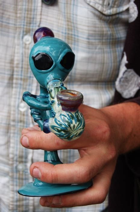 1104 best images about Cannabis Pipes & Bongs on Pinterest | Glass ...