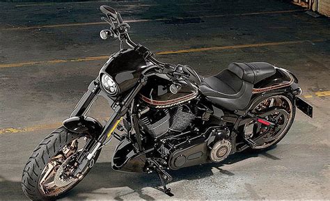 Harley Davidson Cvo Pro Street Breakout фото характеристики история