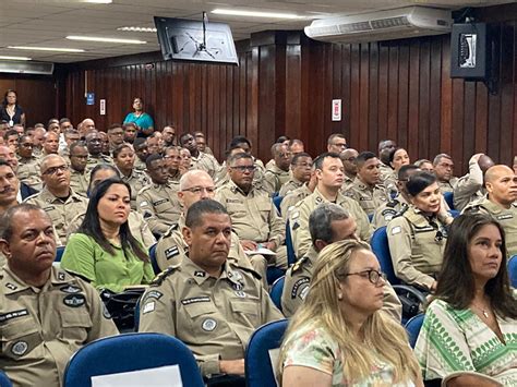 Policias Militares Da Bahia Recebem Capacita O Em Direitos Humanos