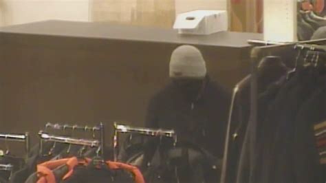 Chicago Area Smash And Grab Thieves Hit Nordstrom Twice In One Day