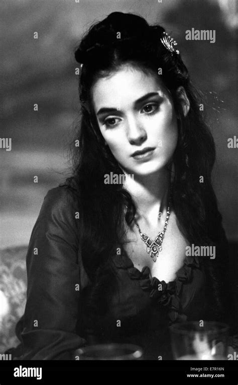 Winona Ryder Dracula Hi Res Stock Photography And Images Alamy