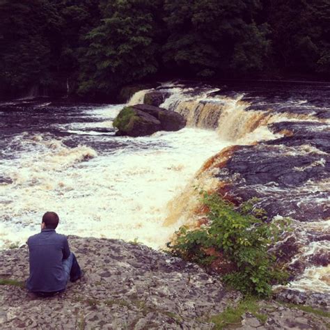 The stunning Aysgarth Falls :)