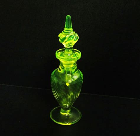 Vintage Green Vaseline Glass Spiral Perfume Bottle Art Glass