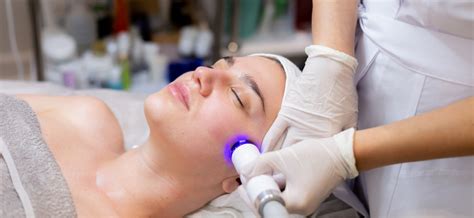 How Laser Skin Resurfacing Rejuvenates Your Skin