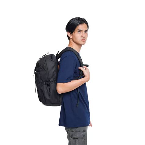 Jual Eiger Eiger Thruway L Backpack Original Zalora Indonesia