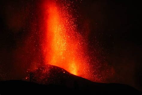 Ign La Sismicidad Trazaba De Forma Clara Intrusiones De Magma En La