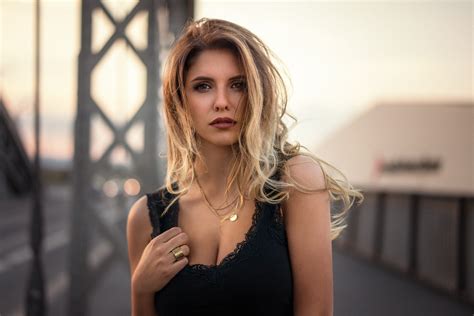 Download Depth Of Field Blonde Woman Model HD Wallpaper by Martin Kühn