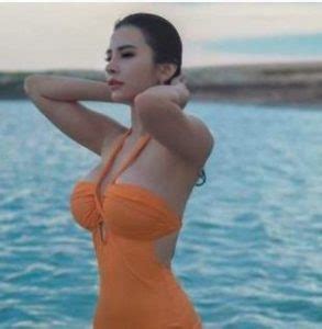 Biodata Dan Foto Profil Maria Vania Artis Seksi Yang Senang Pakai Bikini Trend Wisata