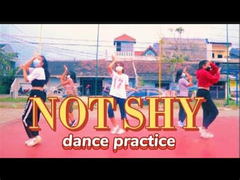 ITZY NOT SHY DANCE COVER PRACTICE VER BY IVORY YouTube