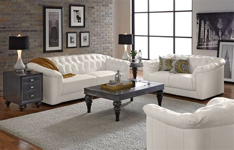 21 Living Room Tufted Leather Sofa Designs