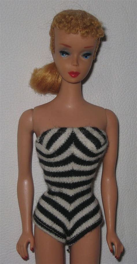 Vintage 1960 Mattel Barbie No 4 Blonde Ponytail Doll In Orig Swimsuit