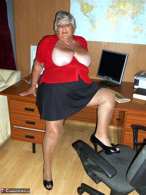 Obese British Nan Grandma Libby Gets Totally Naked On A Computer Desk CoedCherry