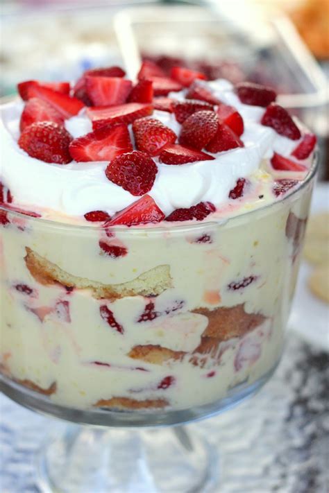 Strawberries And Pound Cake Trifle