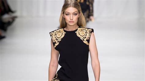 Gigi Hadid Versace Runway Youtube