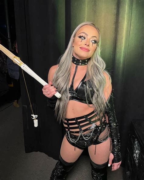 The Horror Returns On Twitter RT YaOnlyLivvOnce Queen Of Extreme