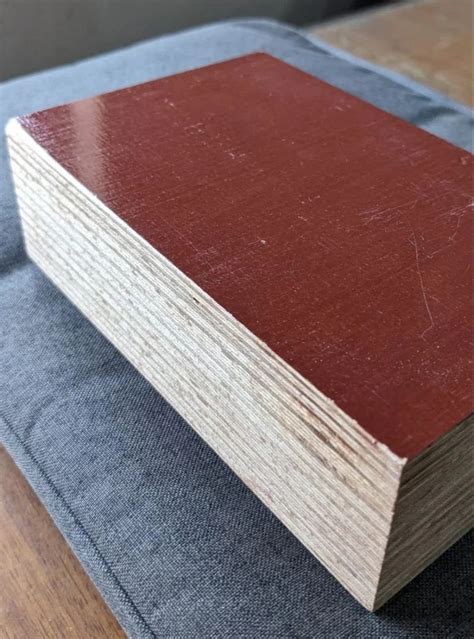 Laminated Veneer Lumber Phenolic Treated Paper Overlaid For Furniture