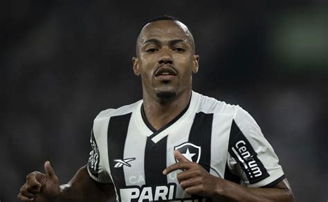 Marlon Freitas Se Pronuncia No Botafogo Sobre Críticas Não Podemos